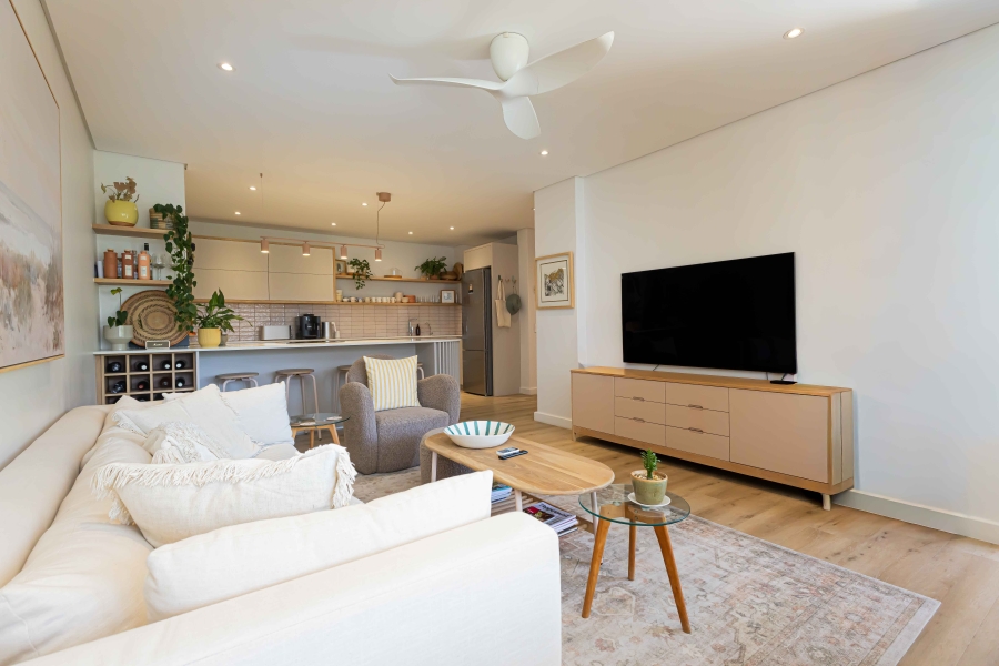 2 Bedroom Property for Sale in Sea Point Western Cape